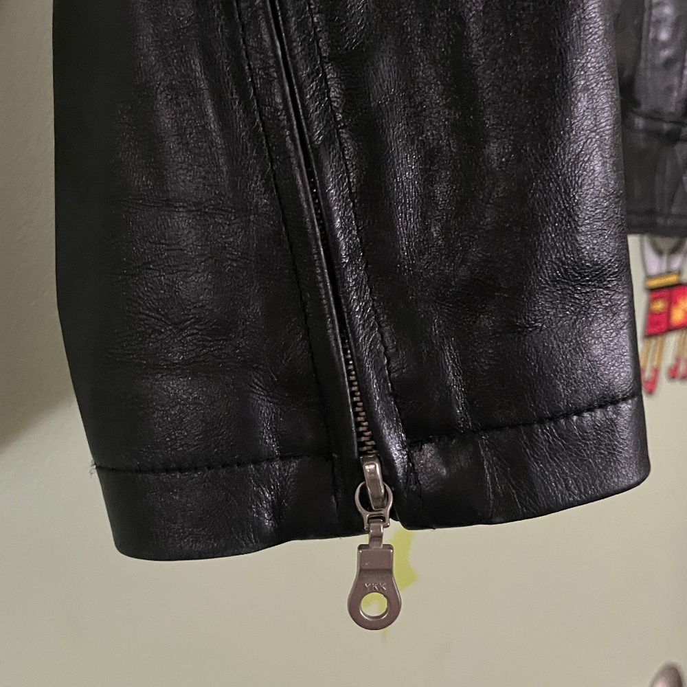 Black Leather Jacket   Satin Lined   Like New   Women's Small - Picture 10 of 15